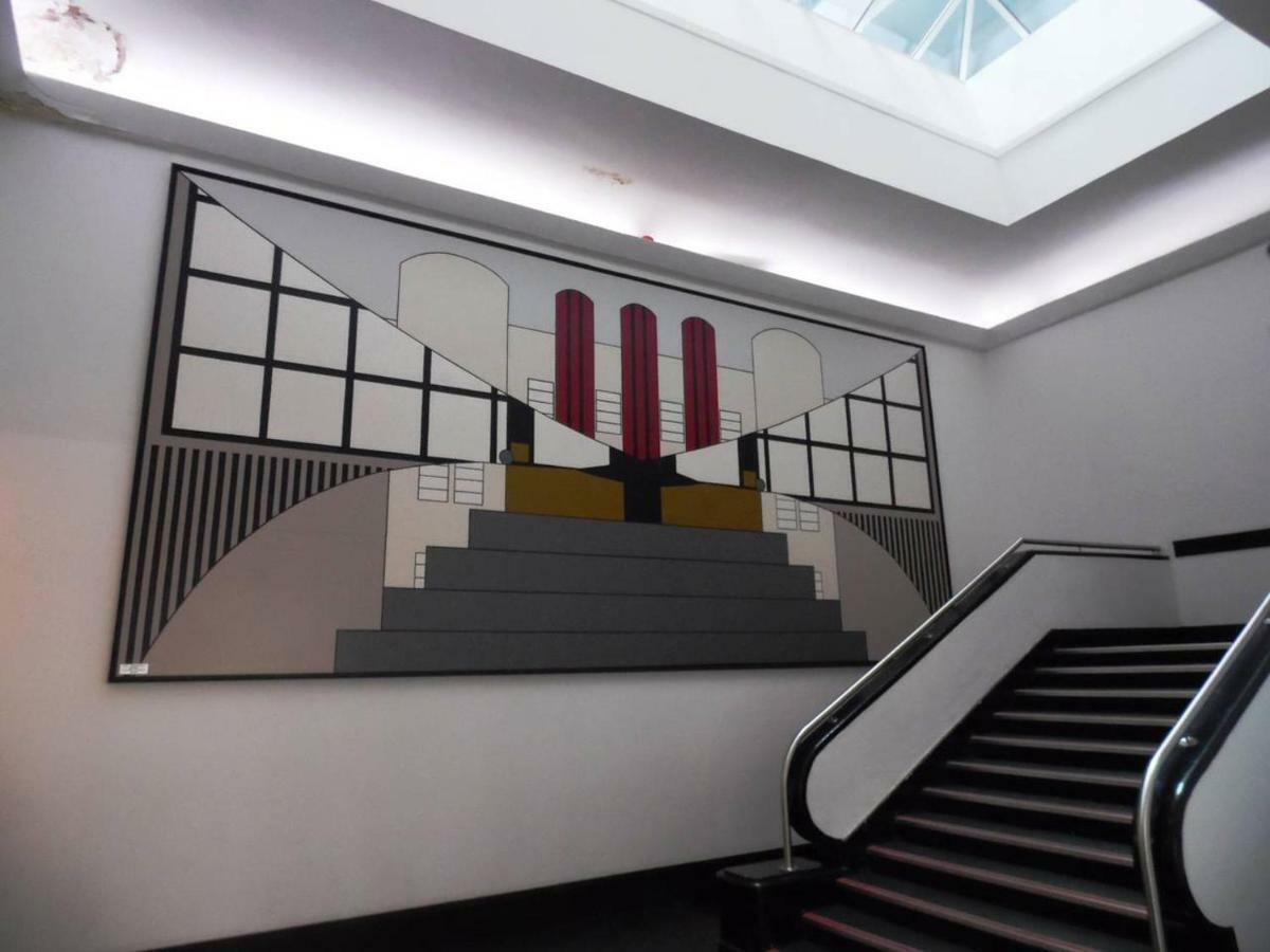 Art Deco Building On Vibrant Sauchiehall Street Глазгоу Екстериор снимка